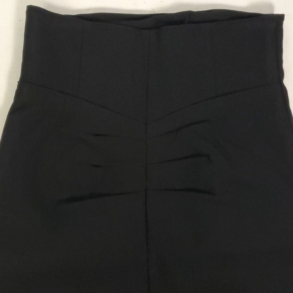 High Waist Pencil Skirt - Picture 5 of 7
